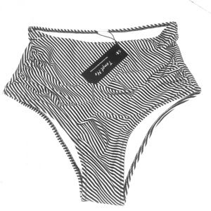 Women’s size small NWT’s bikini bottom  striped